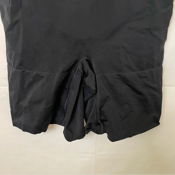 Women’s Spanx OnCore Mid-Thigh Shapewear Comfy Sculpting Bodysuit Size XL Black - Picture 4 of 12
